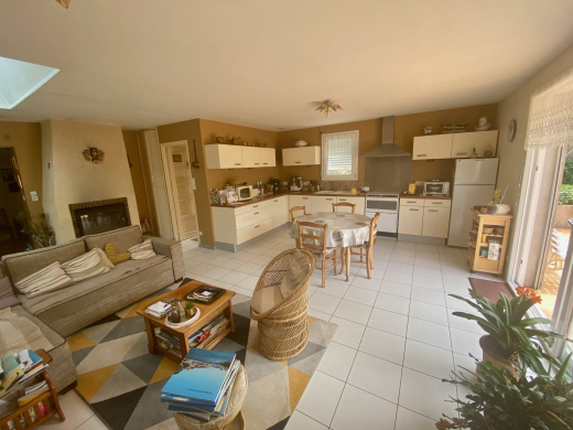 VIAGER occupé maison de plain pied proche centre ville !